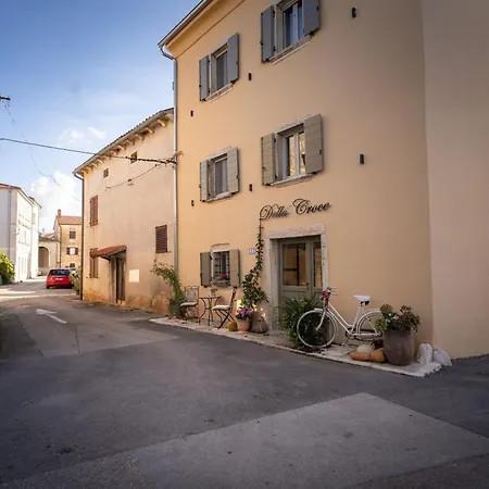 Della Croce Bed & Breakfast