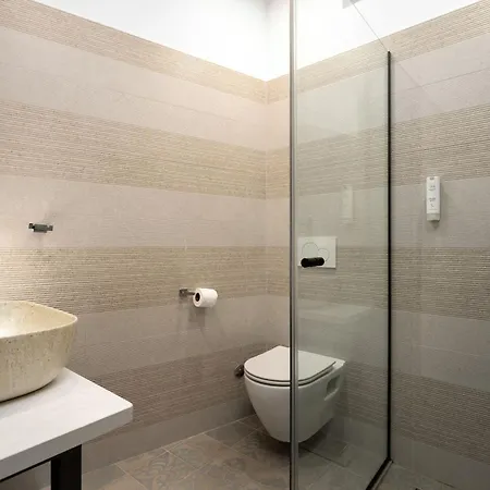 Della Croce Bed & Breakfast 4*