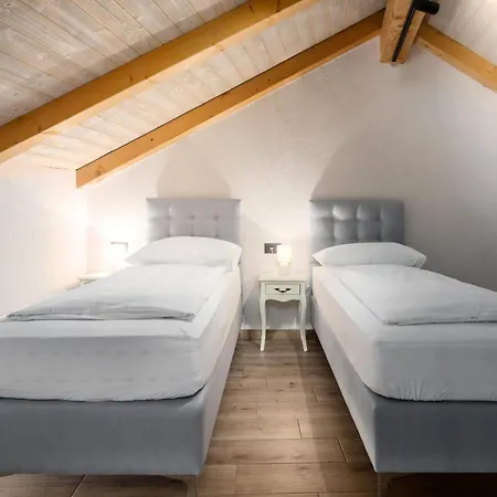 Bed & Breakfast Della Croce 4*