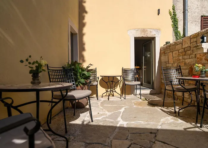 Della Croce Nocleg ze śniadaniem