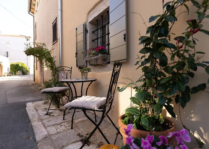 Della Croce 4*