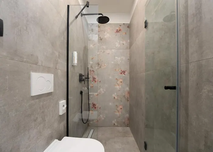 Nocleg ze śniadaniem Della Croce 4*