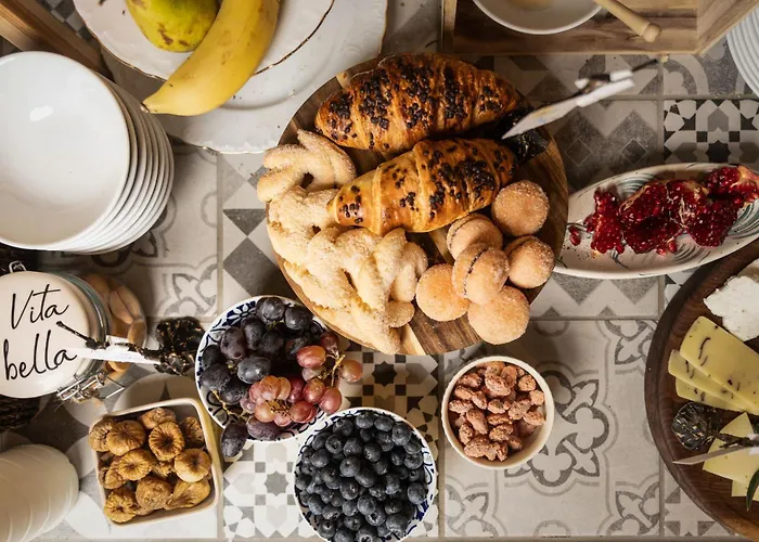 ベッド・アンド・ブレックファスト Della Croce 4*